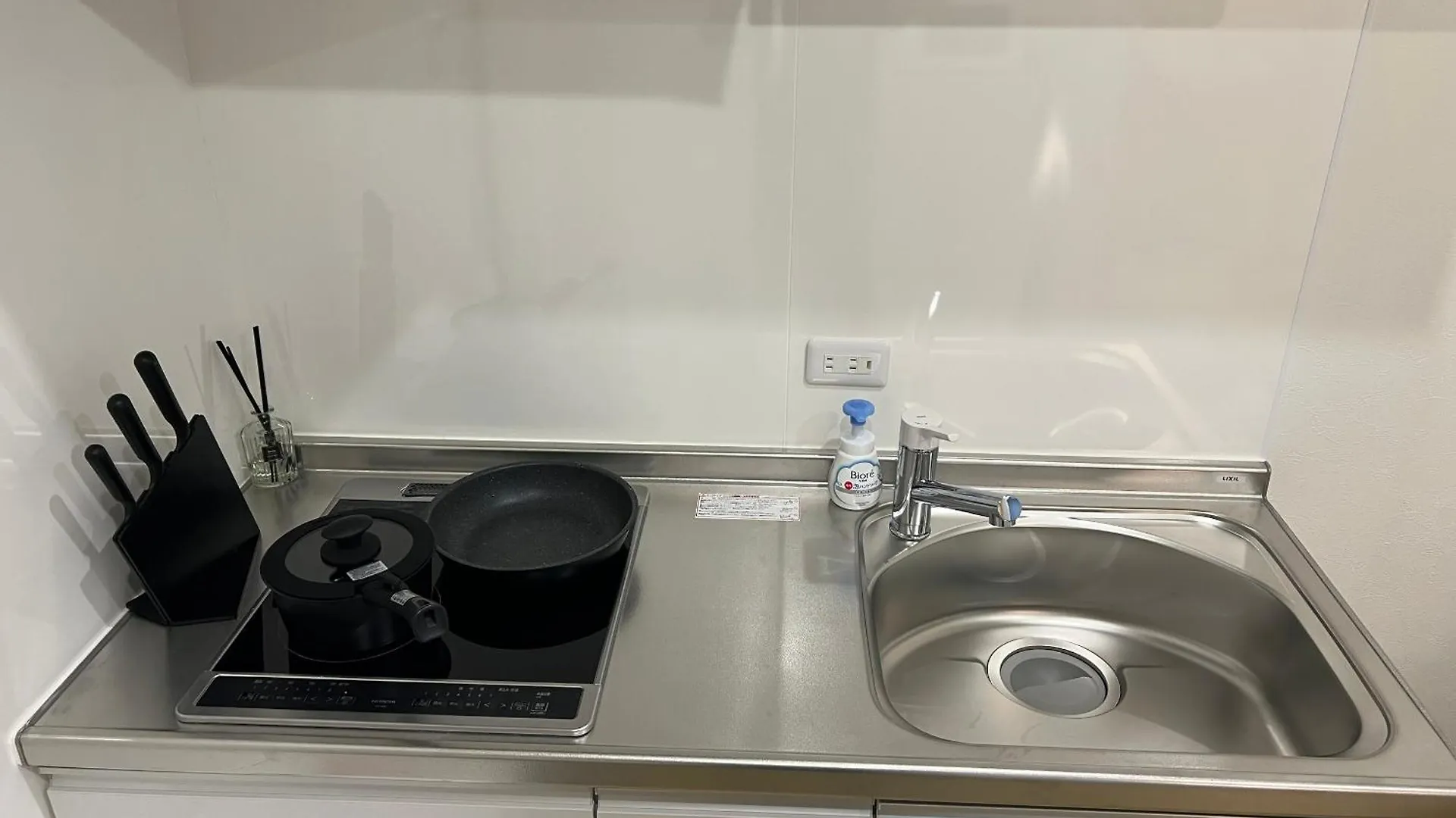 Ikebukuro Area R22 Kamiike Apartment Tokyo Japan